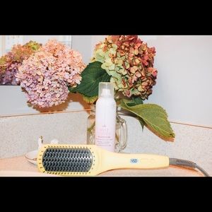 Drybar brush crush
